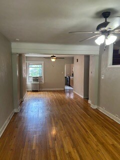 Foto del edificio - 5848 Burchfield Ave