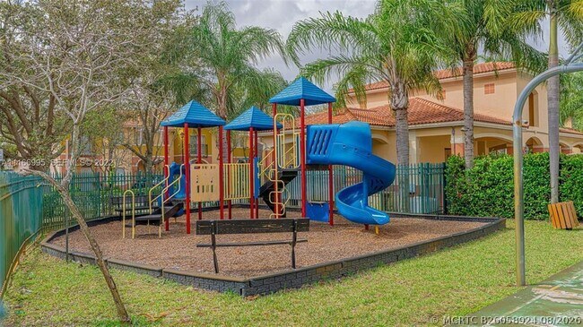 Foto del edificio - 903 N Santa Catalina Cir