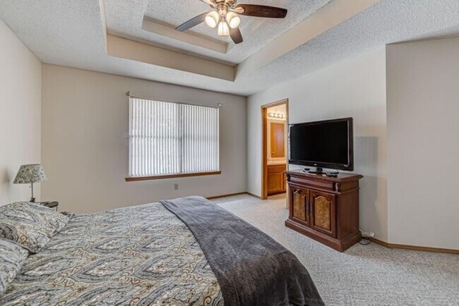 Foto del edificio - spacious house