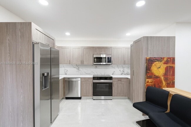 Foto del edificio - 926 NW 59th St