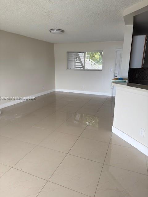 Foto del edificio - 3425 NW 44th St