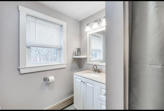 Building Photo - 94 Kiahs Way