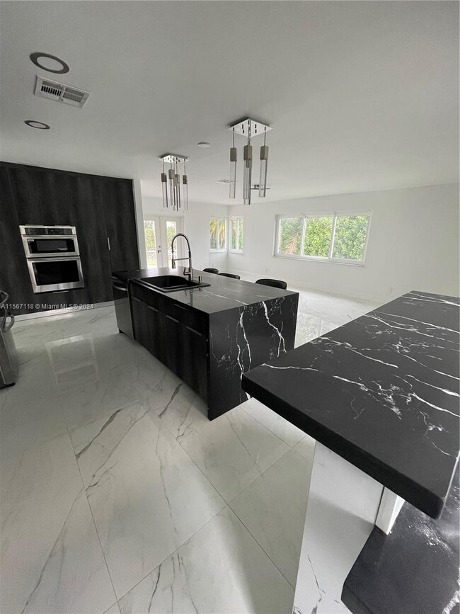 Foto del edificio - 3200 Old Hickory Ct