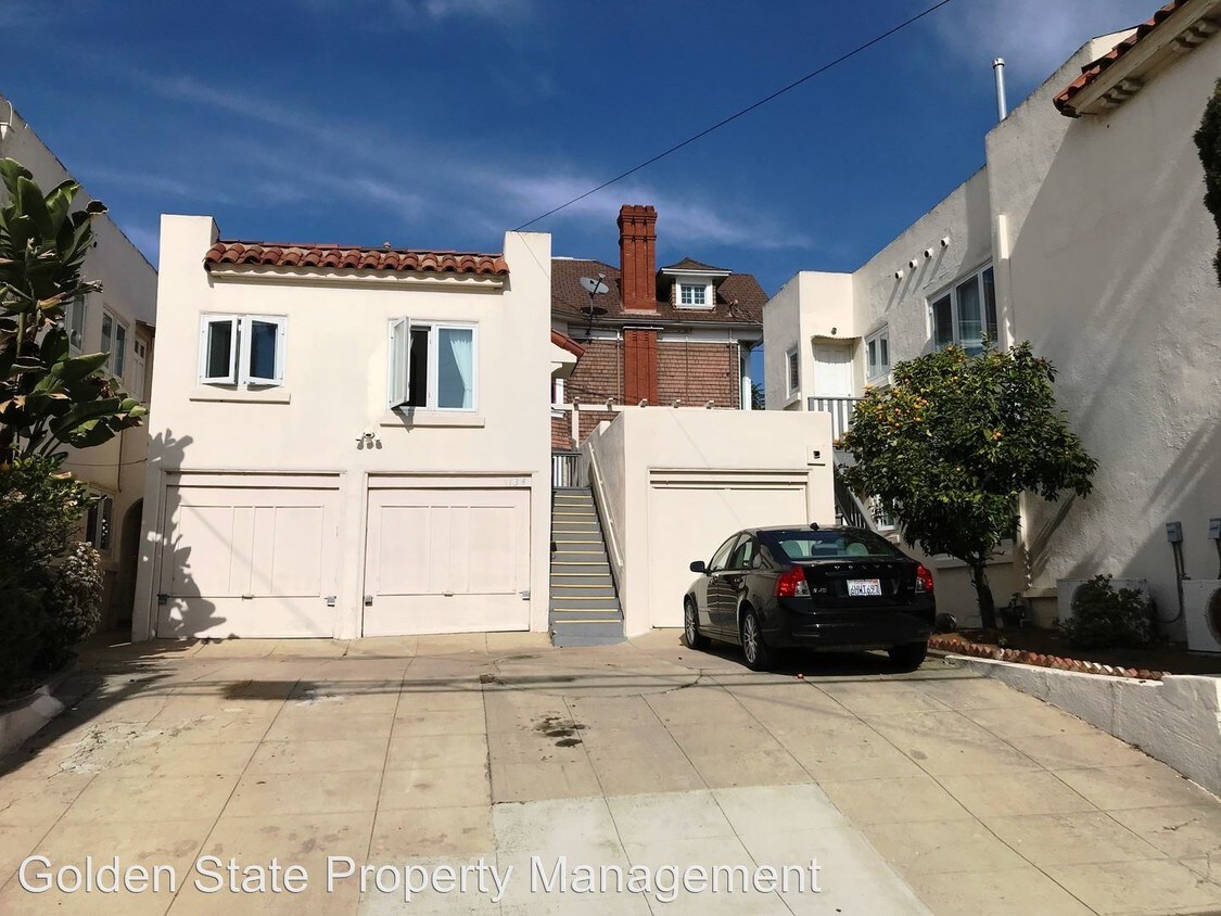 Primary Photo - 130 Ivy St
