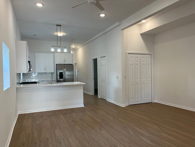 Building Photo - 3800 N Whipple St