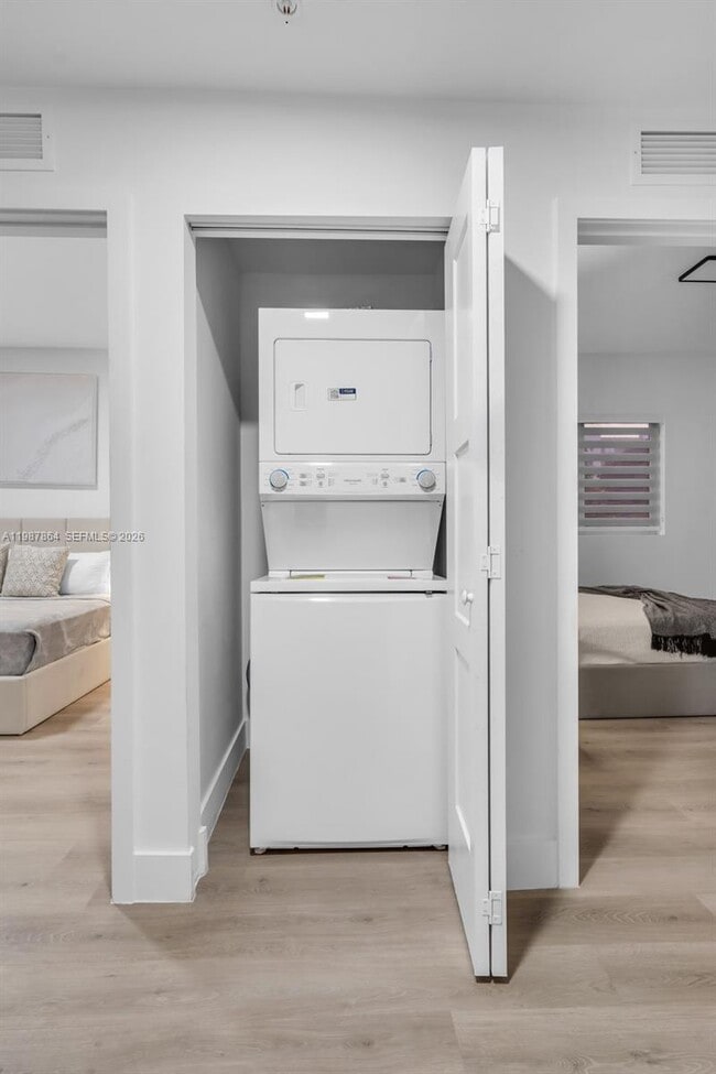 Foto del edificio - 3728 NW 19th Ave