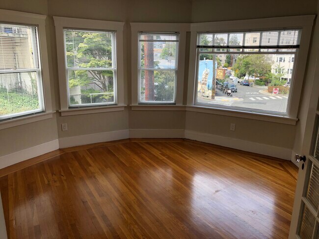 Large Bedroom - 600 Brooklyn Ave