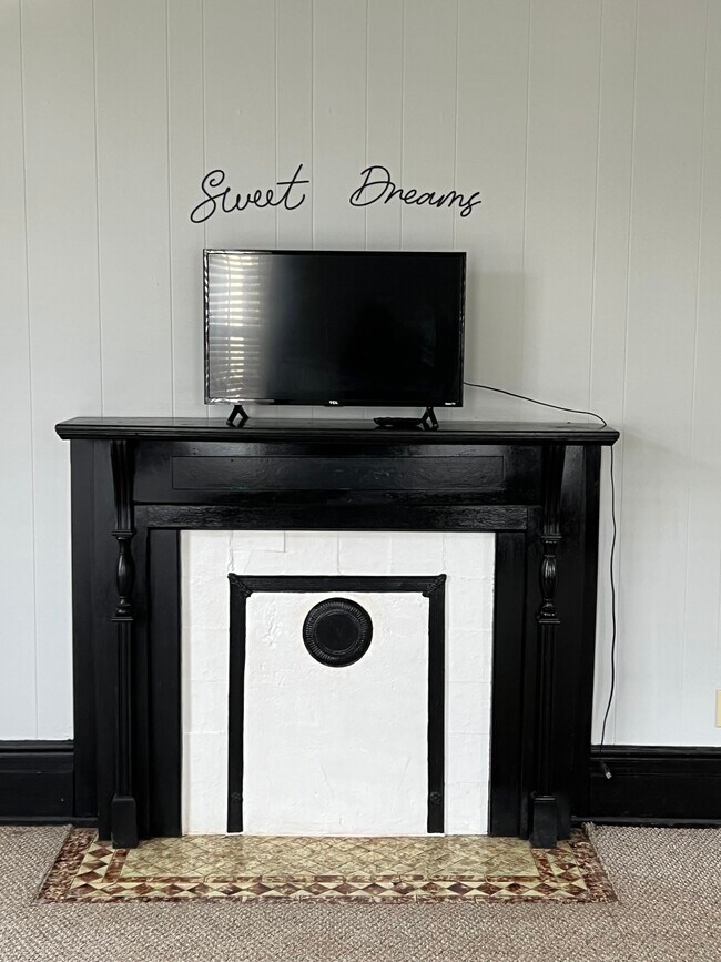 Foto del edificio - 238 N Church St