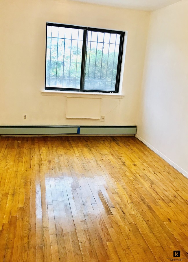 Foto del edificio - 80-32 47th Avenue