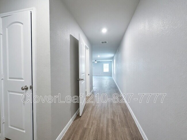 Foto del edificio - 1317 Orchard Oaks