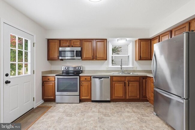 Foto del edificio - 405 Willow Lawn Dr