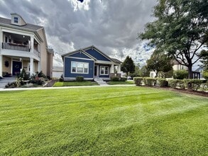 Building Photo - 10753 Topview Rd