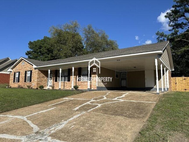 Building Photo - 3626 Clarke Rd