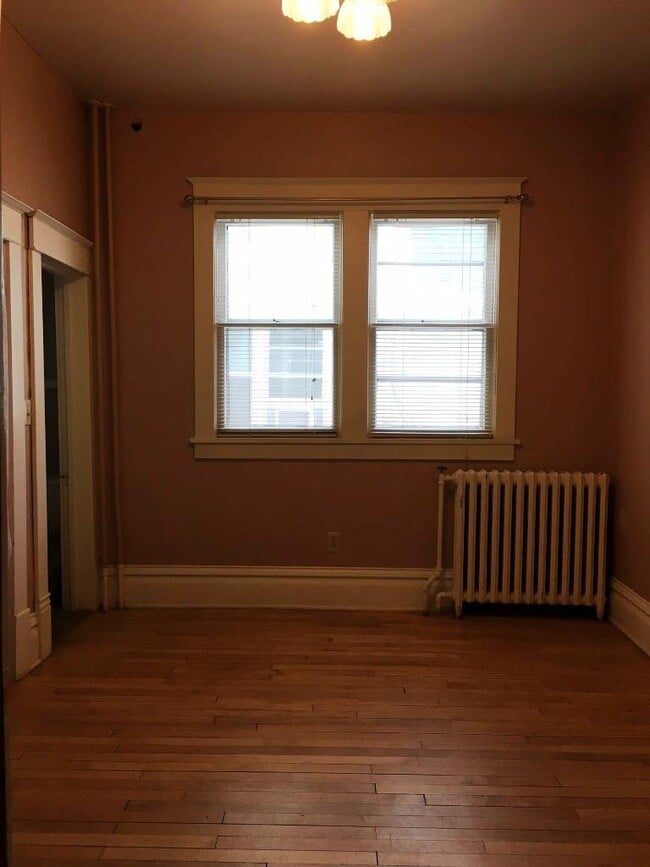 Foto del edificio - 118 9th St S