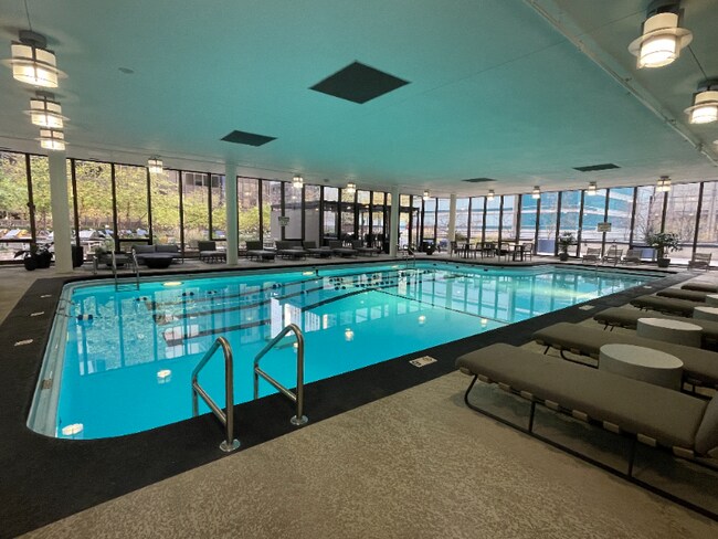 Building Photo - 535 N McClurg Ct