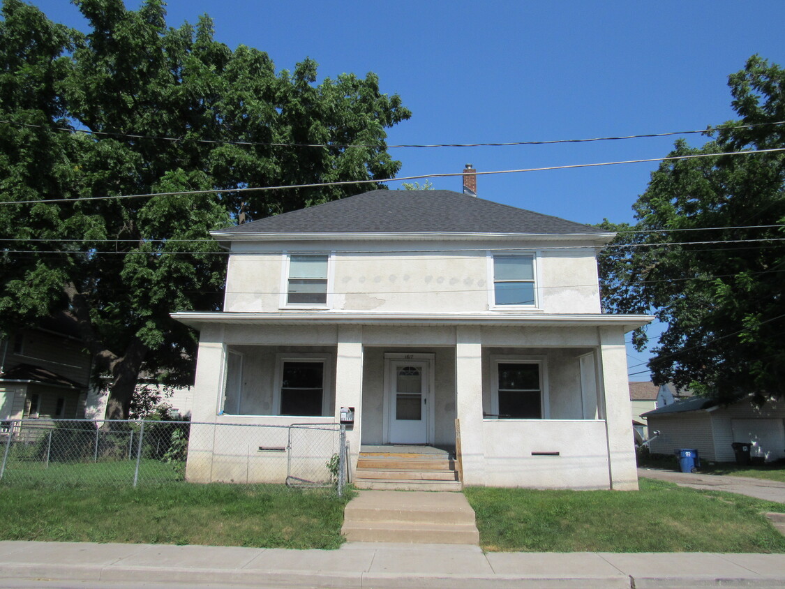 Primary Photo - 1617 Scott St