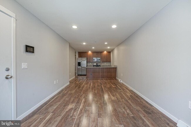 Building Photo - 140 S 46th St