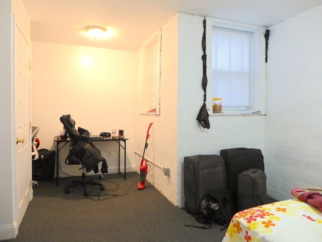 Building Photo - 26 S Huntington Ave