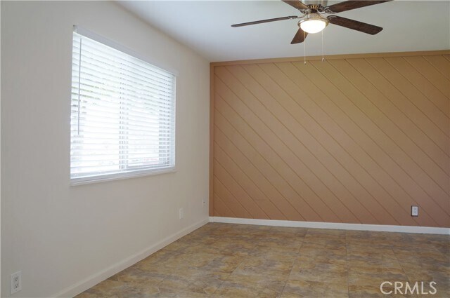 Foto del edificio - 10650 White Oak Dr