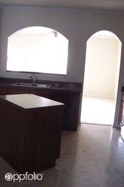 Building Photo - 378 Erinn Rd