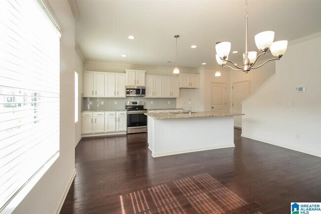 Foto del edificio - 3672 Grand Central Ave