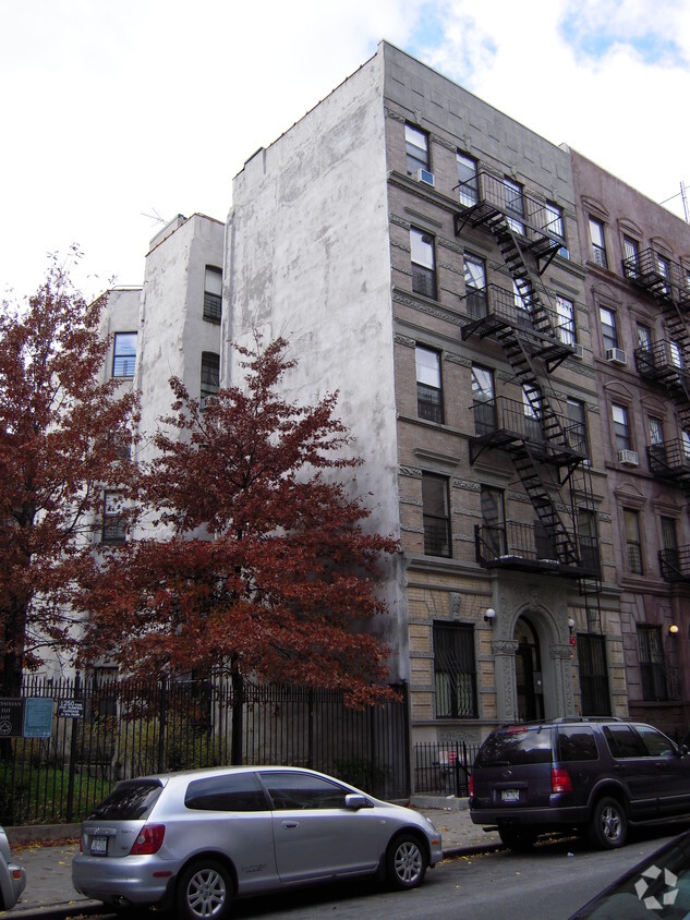 Foto del edificio - 132 W 139th St