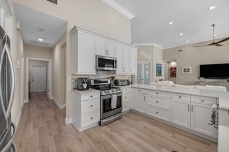 Building Photo - 4841 Exeter Estate Ln