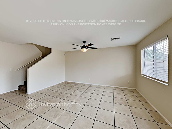 Foto del edificio - 10821 W Taft St