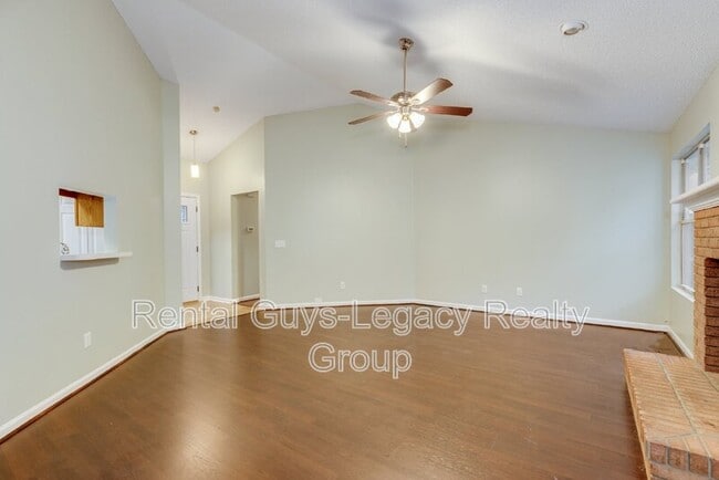 Foto del edificio - 3861 Karissa Ann Pl E