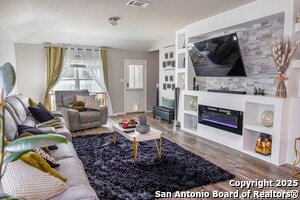 Foto del edificio - 234 Fernwood Dr