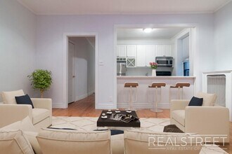 Building Photo - Brooklyn heights 1 bd | 1 ba: Apartments