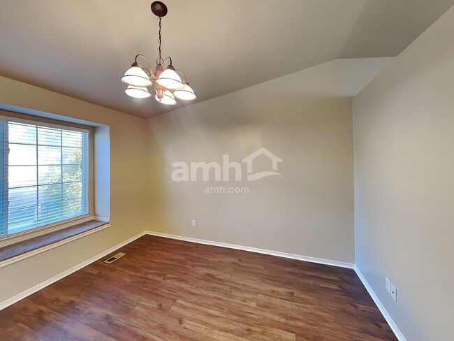 Building Photo - 579 N 1260 W