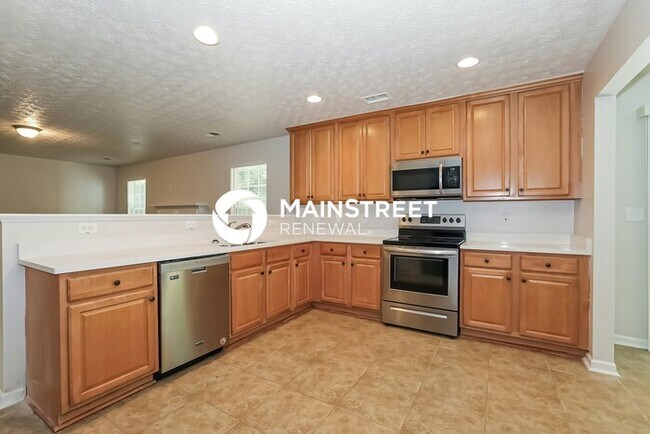 Building Photo - 4 Bedroom Pet-Friendly Home in ATLANTA, GA with Main Street Renewal
