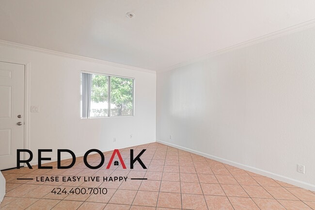 Foto del edificio - 9158 Pepper Ave