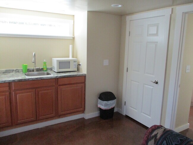 Foto del edificio - 488 FM 1441