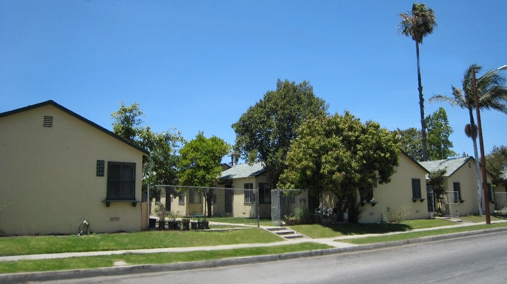 Building Photo - 433-439 S Wilmington Ave