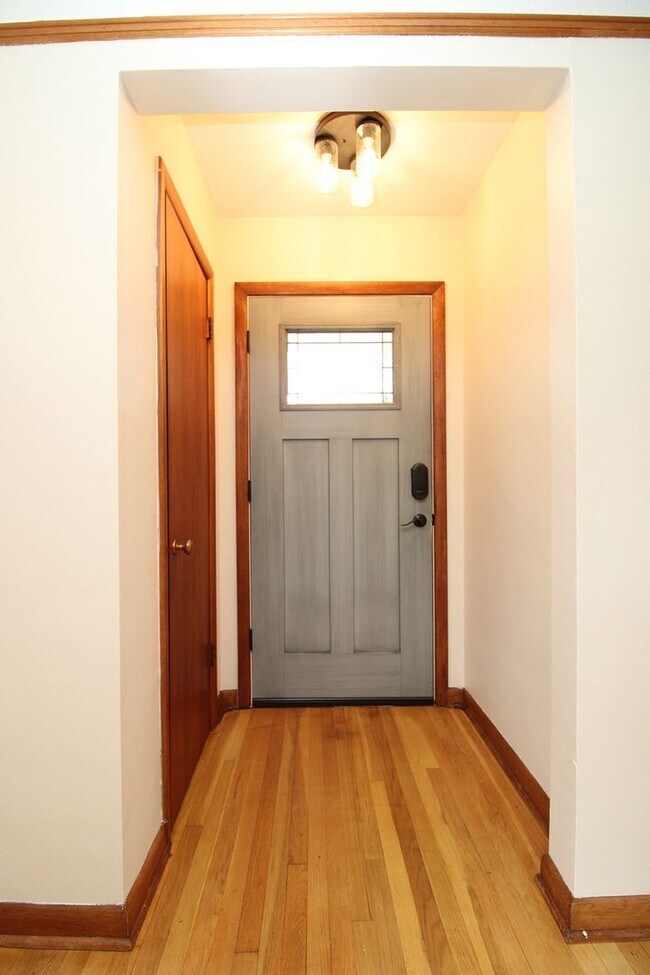 Foto del edificio - 9823 SW 55th Ave