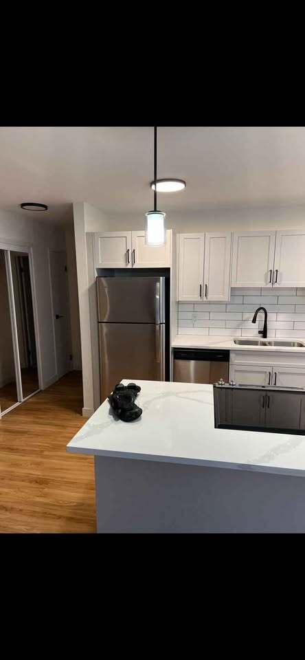 Building Photo - 690 Jefferson Ave