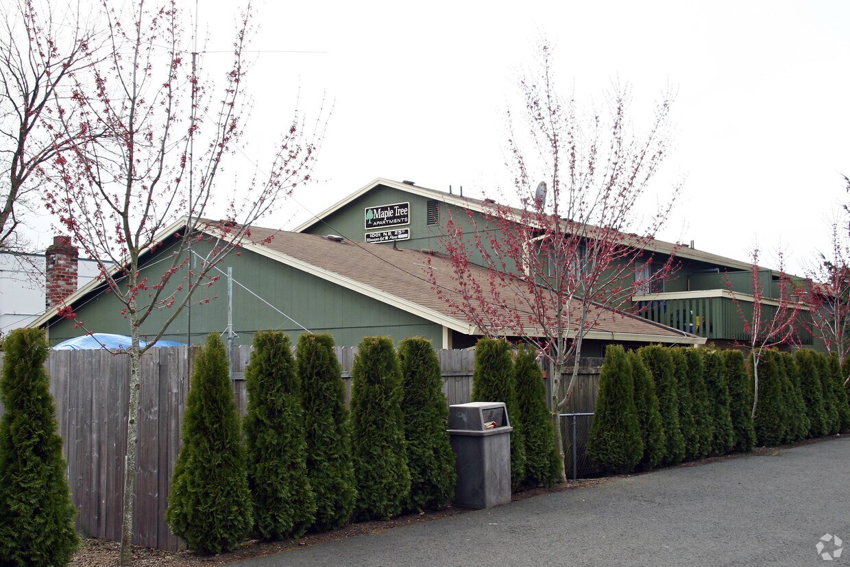 Maple Tree Apartments Hillsboro Or Apartments Com