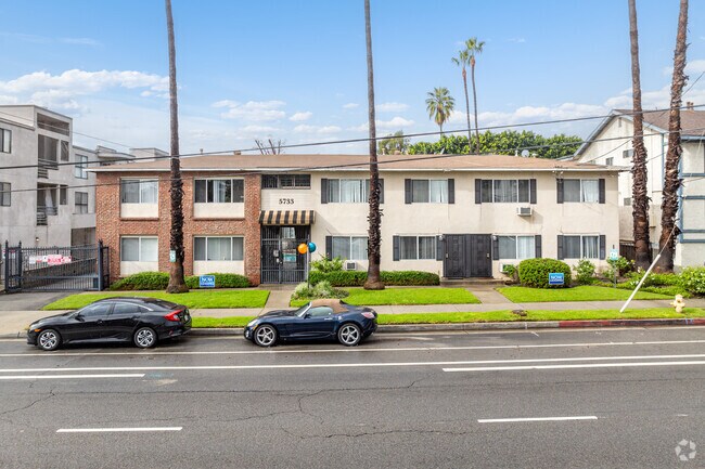 Foto del edificio - Chateau Laurel Apartments