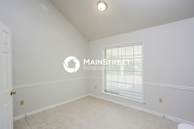 Foto del edificio - 5565 Liberty Ridge Cove