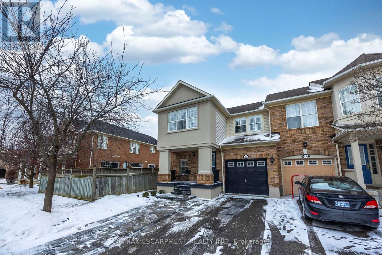 Photo principale - 412 Baverstock Crescent