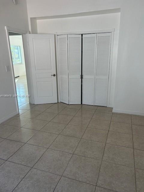 Building Photo - 1795 Calais Dr