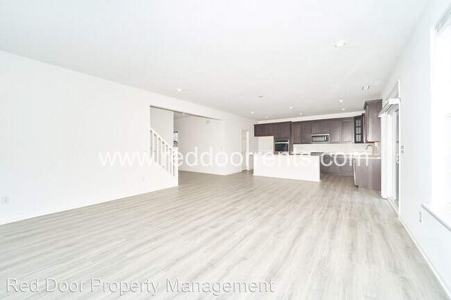 Building Photo - 5 br, 4 bath House - 1369 Locomotive Drive