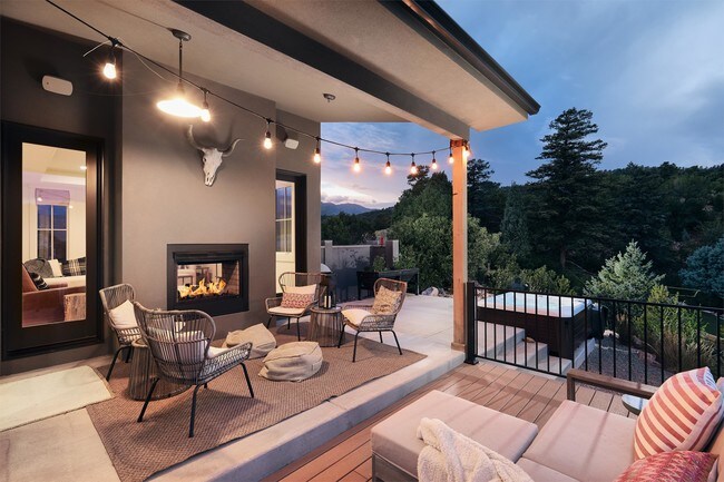 Building Photo - 4035 Cedar Heights Dr