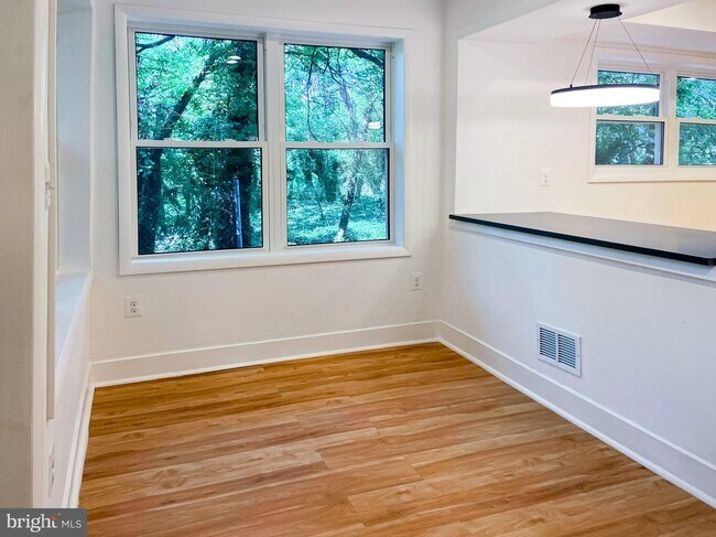 Foto del edificio - 1321 Talbert Terrace SE