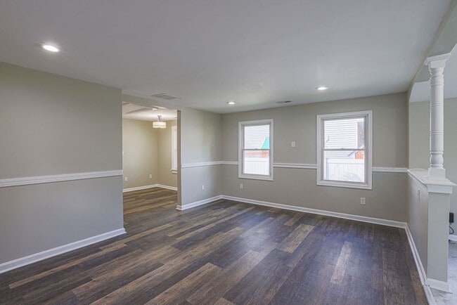 Building Photo - 407 Venton Rd