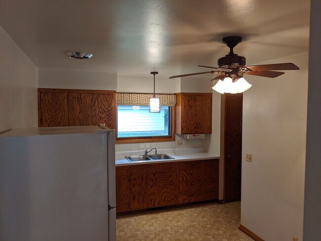 Foto del edificio - 850/852 Truax Boulevard