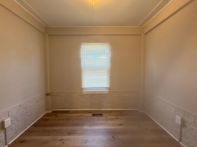Building Photo - Beautiful Three-Bedroom Home In Baltimore
