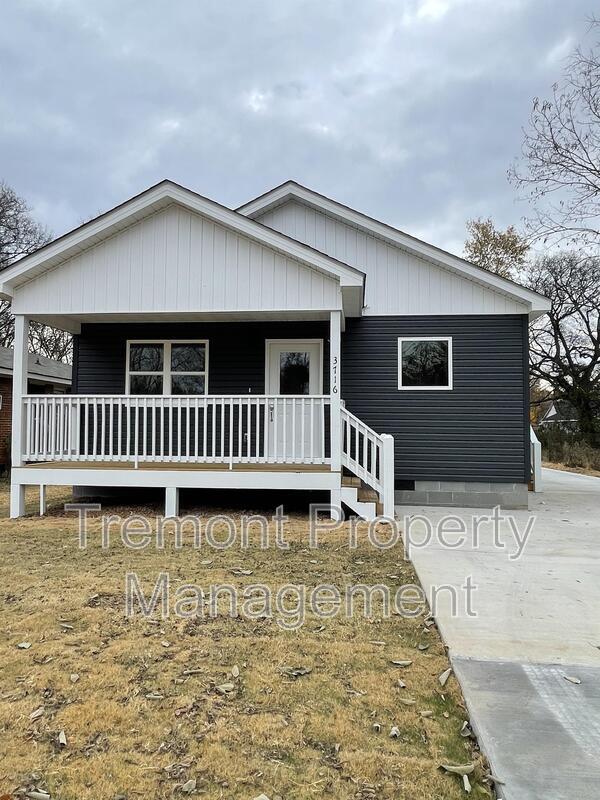 Foto del edificio - 3716 Central Ave